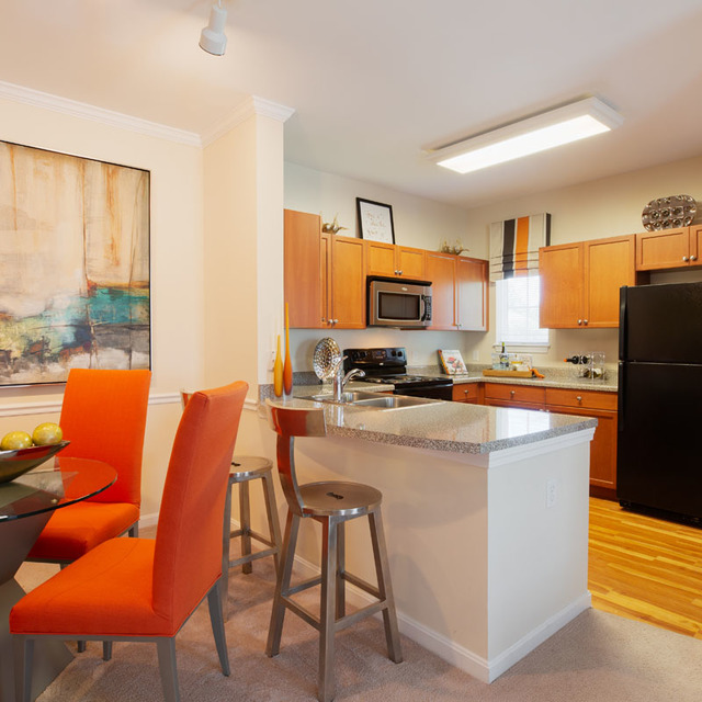 Edgewood Apartments North Reading, MA Home
