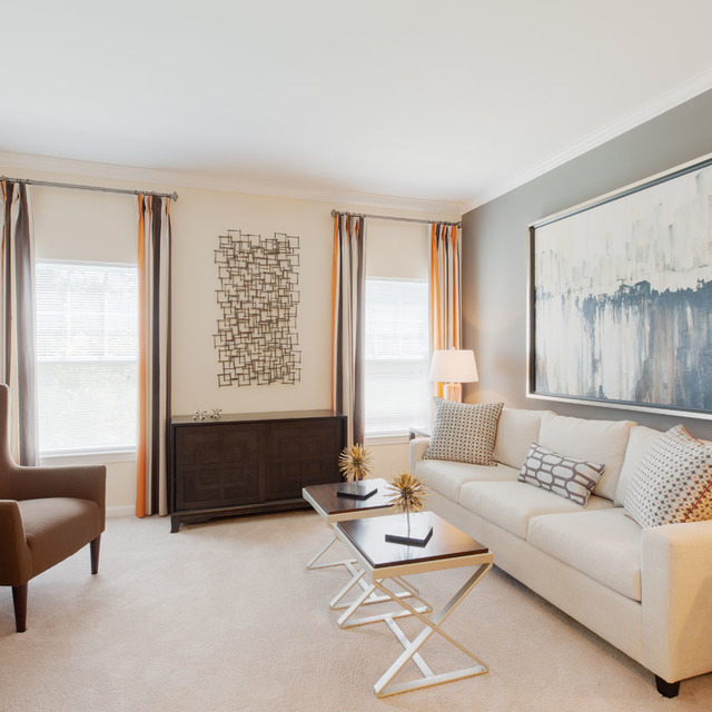 Edgewood Apartments North Reading, MA Home