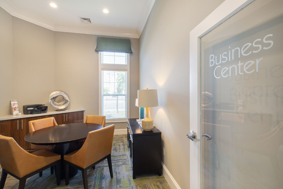 Edgewood Apartments North Reading, MA Home